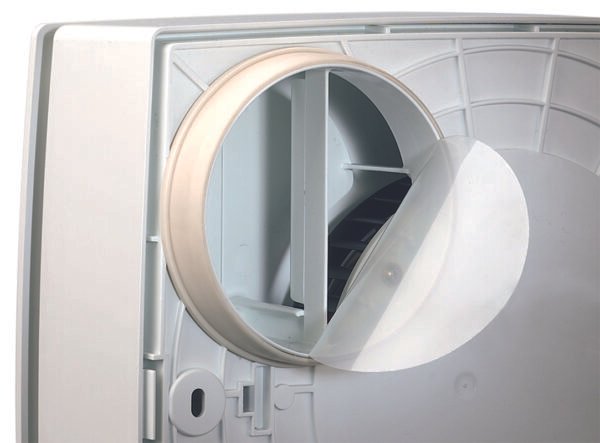 "Vortice QUADRO Standart fan, yüzeye monte edilmiş kare formda, sade ön panelli aksiyel fan."